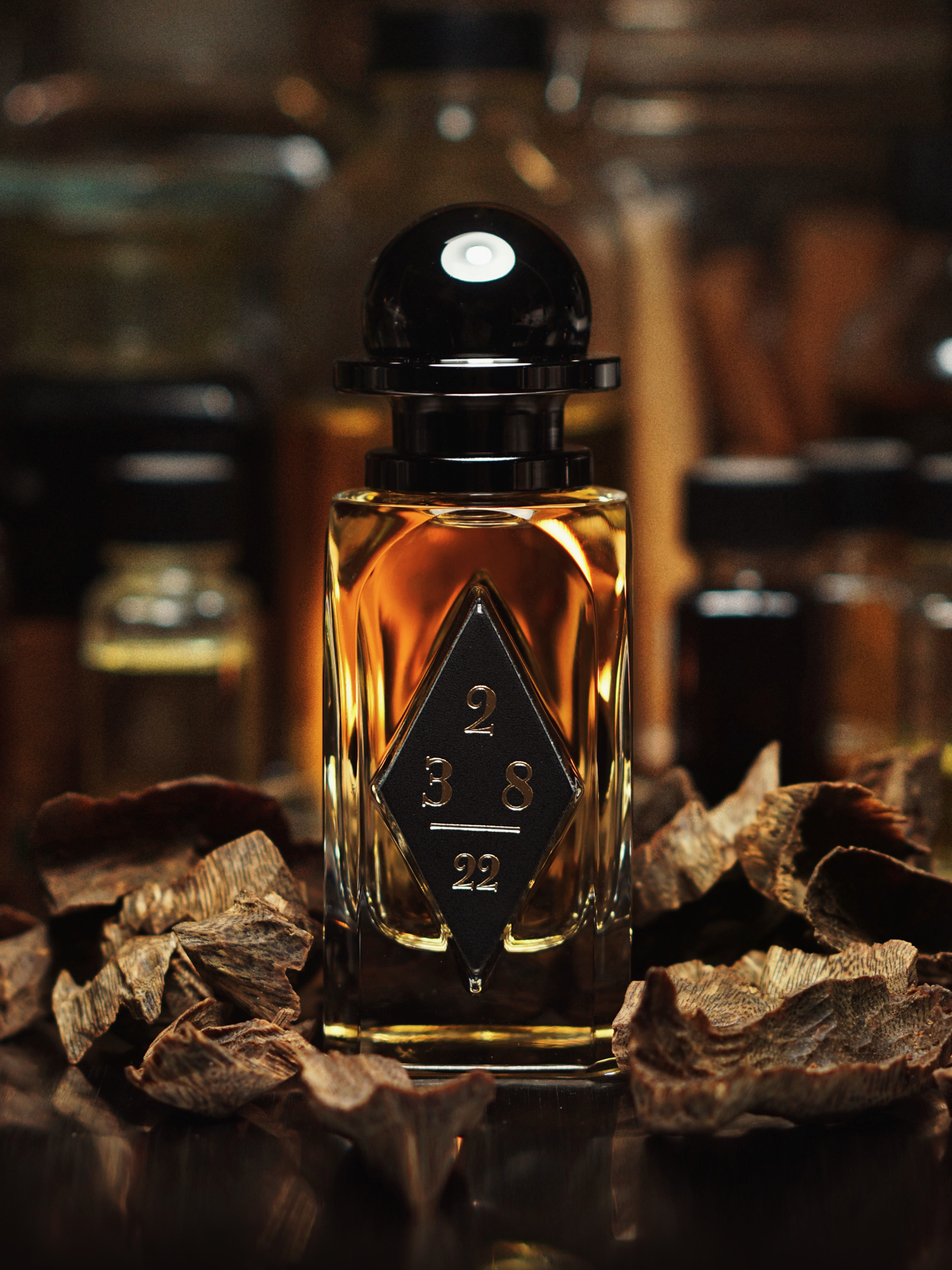 黑袍烏木香精Black Oud Extrait